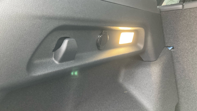 Ford Explorer 210kW Premium 77kWh 5dr Auto Electric Estate